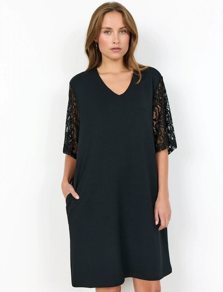Soyaconcept Banu Midi Dress w/Lace Sleeves - Black