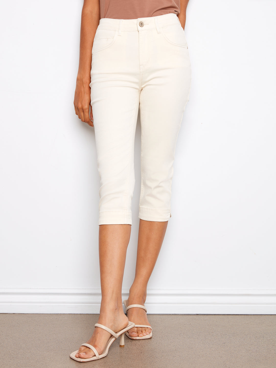 Charlie B Twill Capri Pants - Natural