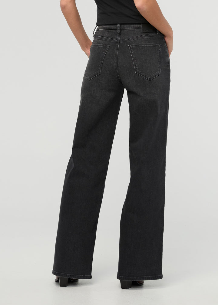 DUER Performance Denim + Mesa Jean - Faded Black
